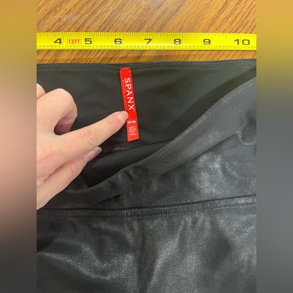 SPANX Black/Faux Leather Leggings - Size Medium - Picture 4 of 8